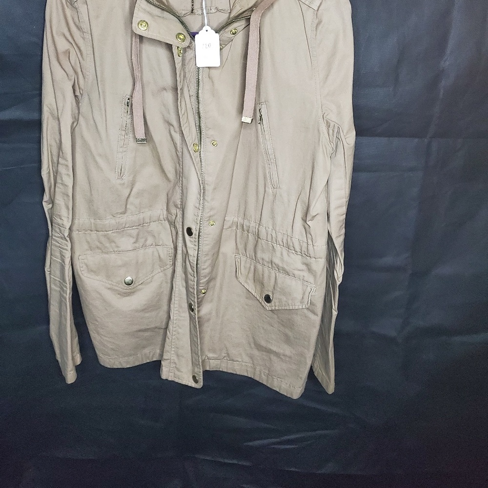 Light Weight Fall Jacket - Picture 4 of 4